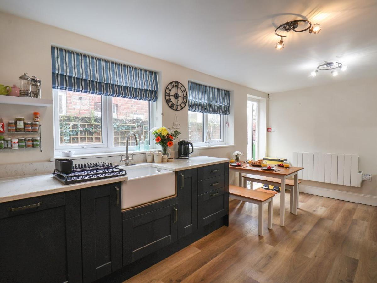 Villa Sunnyvale House Whitby Esterno foto